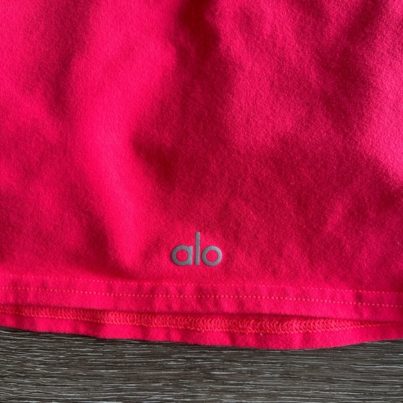 Alo Yoga Sports Bra Set - Red and Blue - Picture 5 of 8